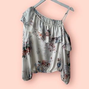 American rag blouse size m.